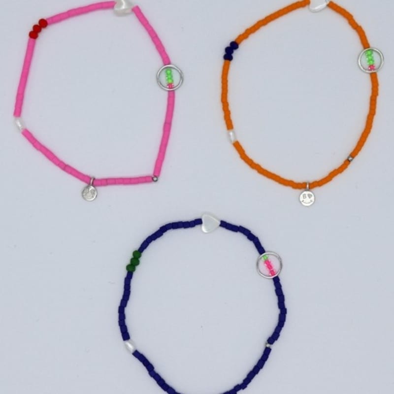BONBEAU Multi Charms Simple Beads Bracelet Smile Charm Layered Bead Bracelet 3 Colors