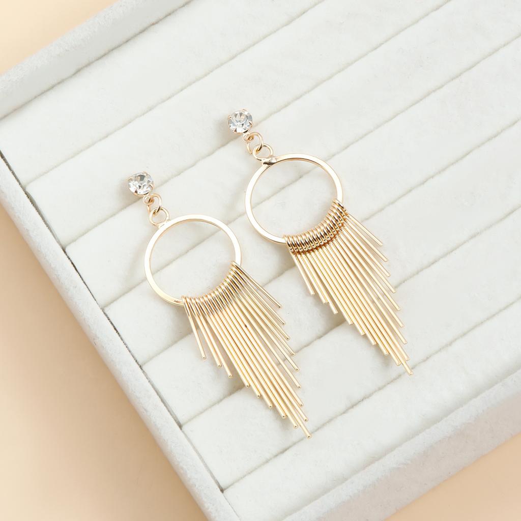 Personalisierte geometrische Metallquaste Lange Diamant-Steckohrringe Übertriebener Trend Retro Heiß verkaufte Ohrringe
