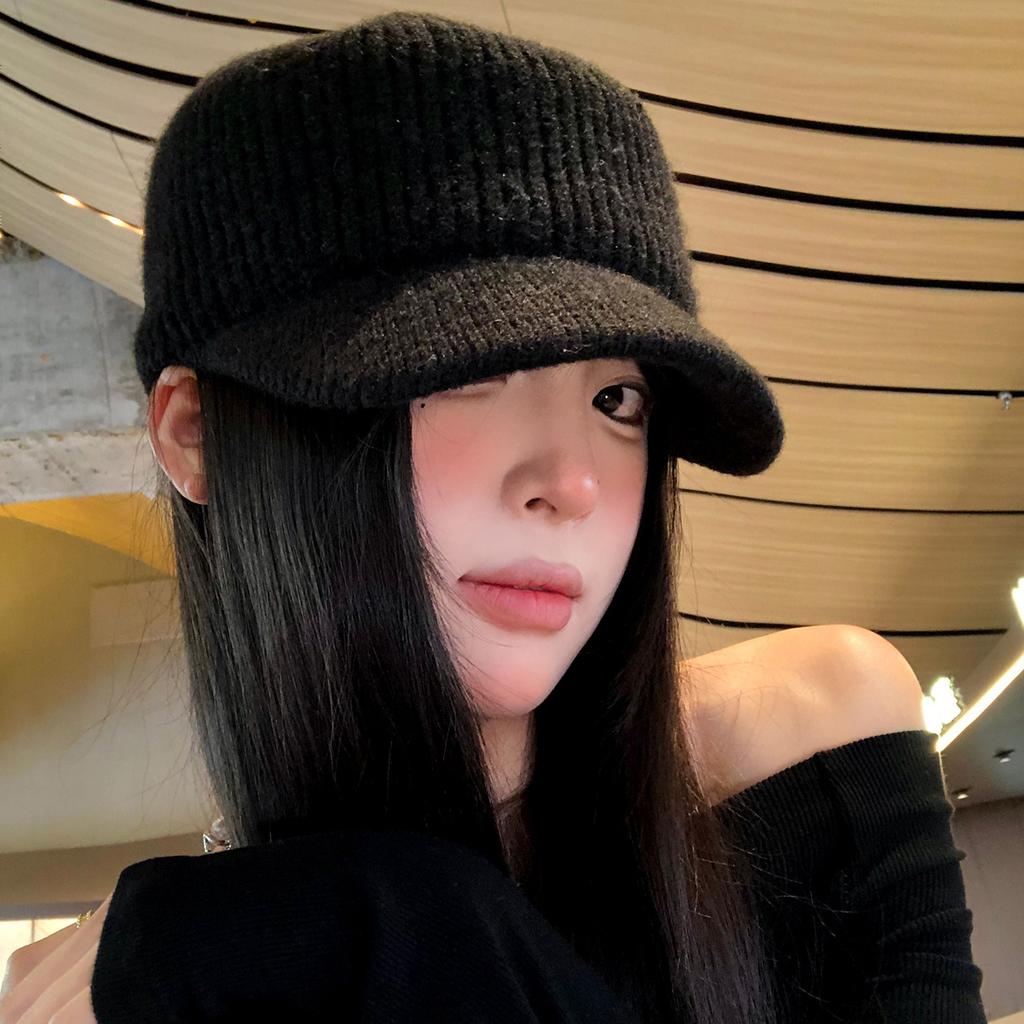 Autumn and Winter Flat Top Knitted Cap Female Equestrian Hat Wool Hat