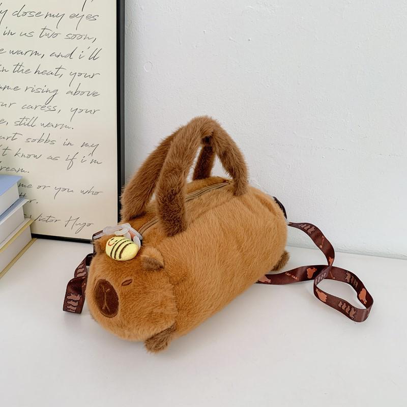 

Plush Capybara Cartoon Crossbody Bag - Cute Furry Barrel Design for Kids коричневий