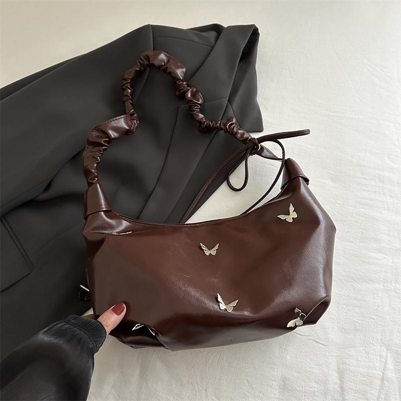 

Модная плиссированная сумка-бабочка под мышкой женская 2025 осенний тренд универсальная сумка через плечо простая женская сумка большой вместимости коричневый