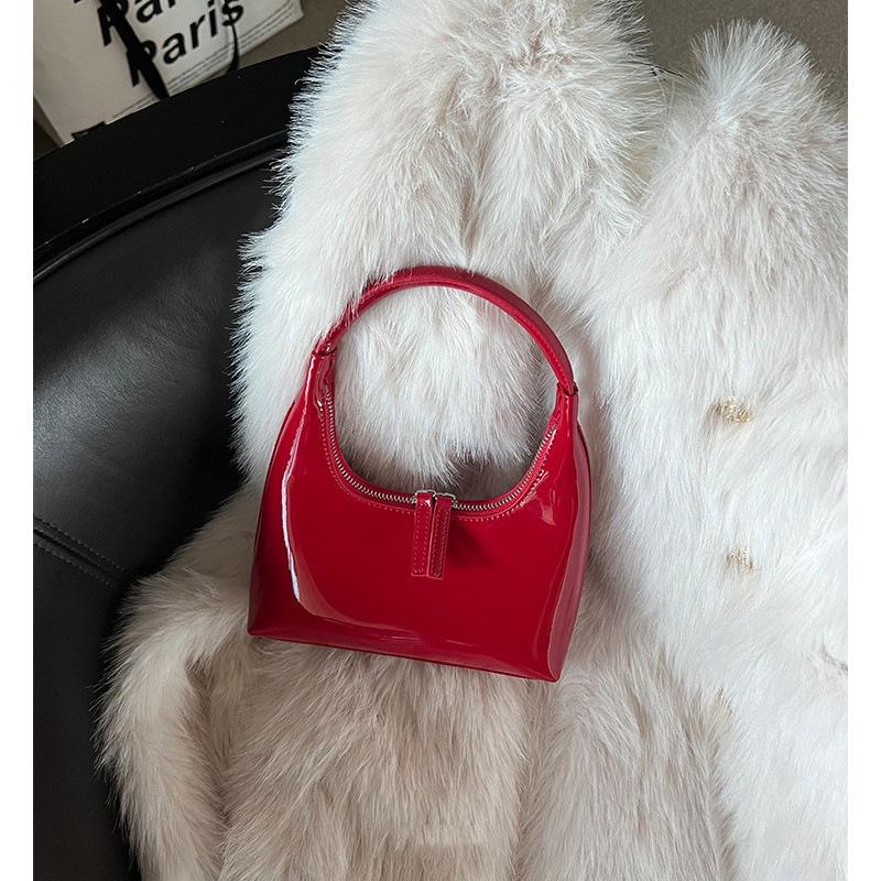 

Сумка подмышкой с высококачественным и нишевым дизайном, женская мини-сумка, красная сумка из коровьей кожи для поездок на работу, новая модель 2025 года 19x6x10cm красный