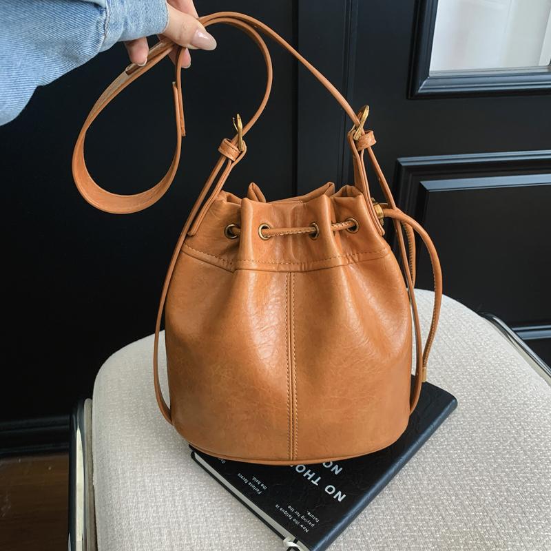 Retro Pu Leather Bag For Women Designer Bucket Crossbody Bag Korean Style Y2k Brand Bag Ladies Commuting Underarm Handbag