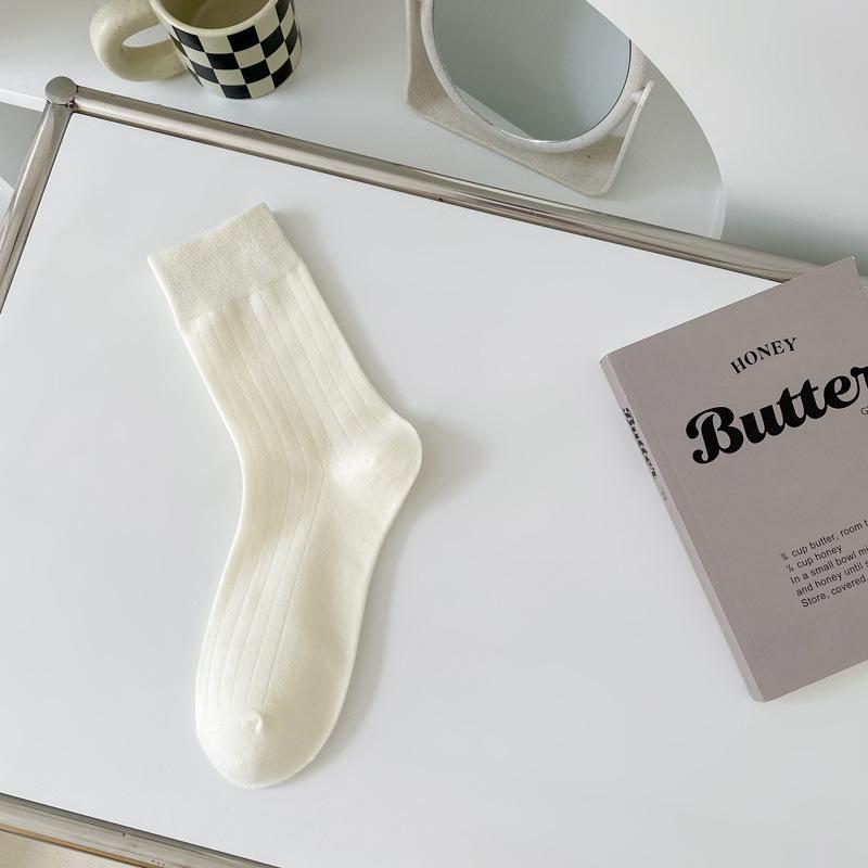 

Белые носки, Женские носки с вытяжным ворсом, Носки до середины икры из гребенного хлопка с защитой от пиллинга, Модные простые носки для весны и осени 1 pair молочный белый