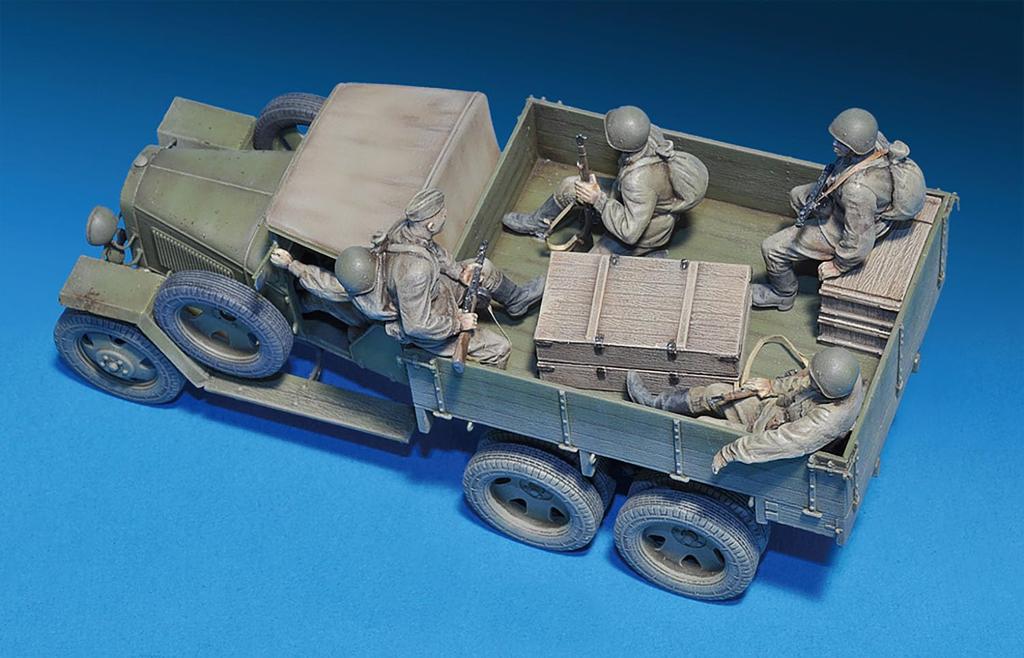 MiniArt Soviet 1941 Cargo Truck Plastic Model Kit with 6 Figures 1/35 WW.II GAZ-AAA (MA35173)