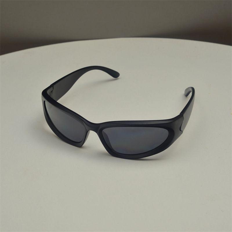 Cyberpunk Y2K Futuristic Sunglasses - Unisex Street Style Sun Protection
