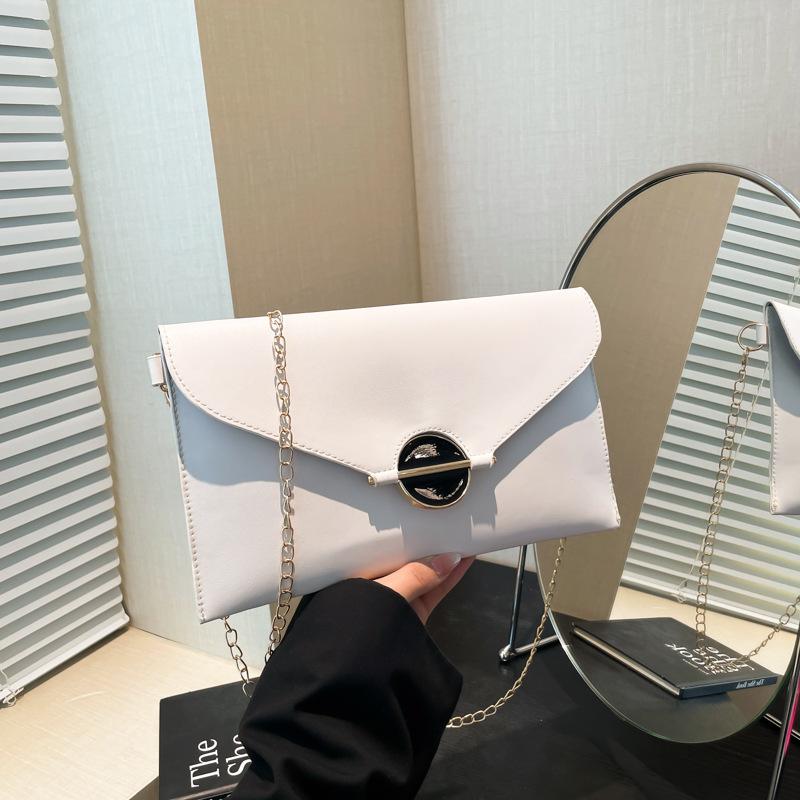 Handbag Women's 2025 New Trendy Korean Version Crossbody Bag Shoulder Chain Small Bag Versatile Personalized Fashion Envelope Bag