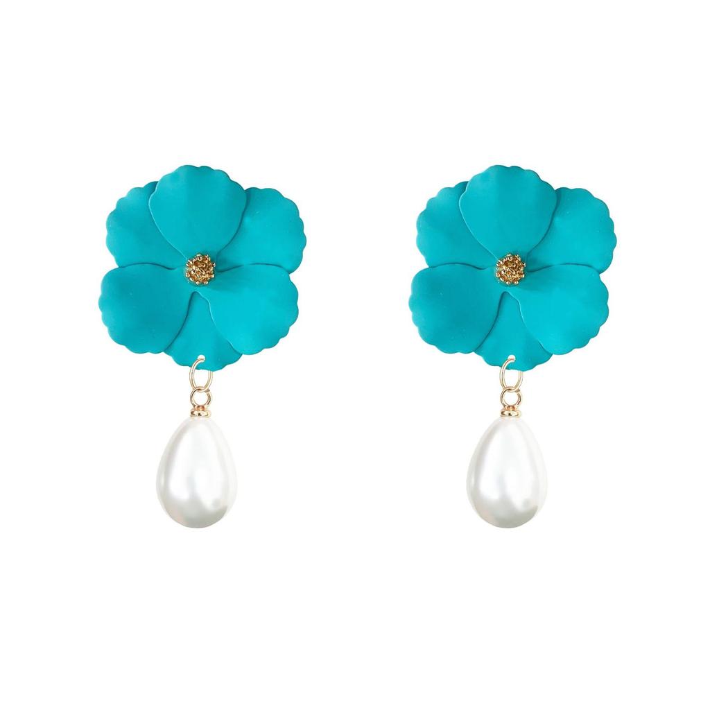 European Style Resin Pearl Flower Earrings with Girly Charm and Painted Floral Design