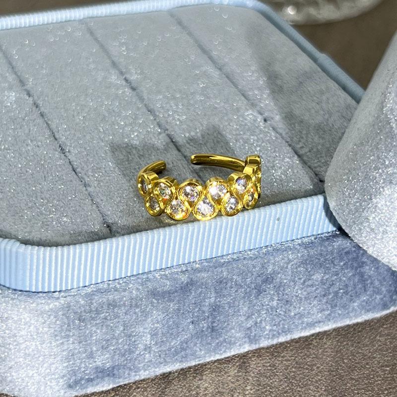 2026 Old Money Wind Exquisite Micro-inlaid Zircon Butterfly Flower Opening Ring Women's Light Luxury Geometric Stacking Wearing Versatile Niche Ring