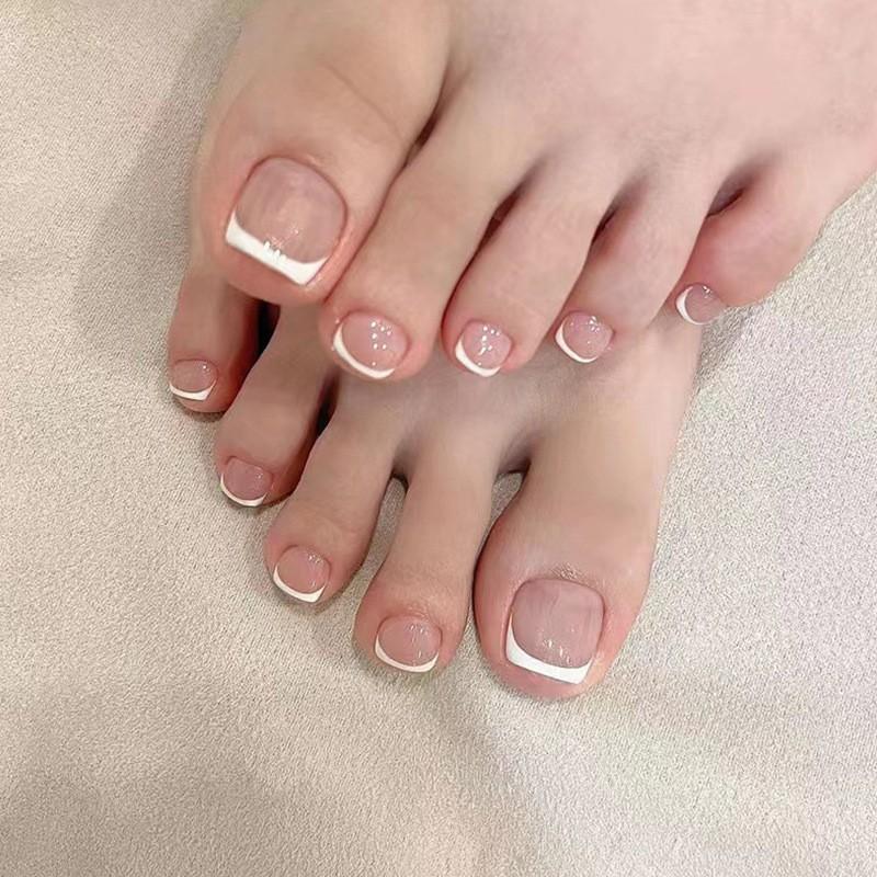 Artificial Short Square Toenails 120Pcs White Full Cover Press On Toe Nails for Women Summer Beach Holiday