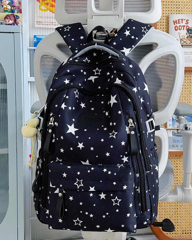 The new schoolbag is high-value, fresh and sweet, literary star backpack, lightweight spring outing backpack for junior high school students
