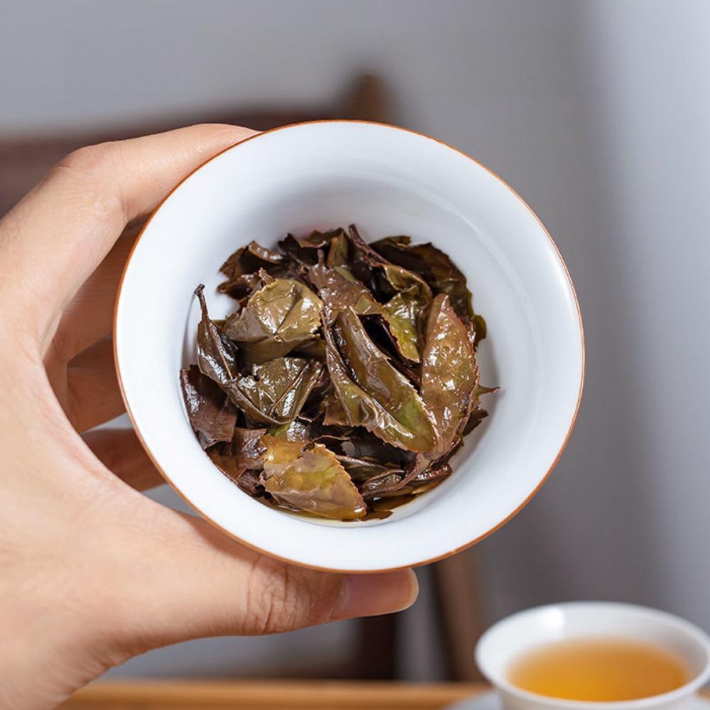 Yunnan Yiwu Aged Tree White Tea 2020 Spring New Arrival 330g/Cake More Steeping