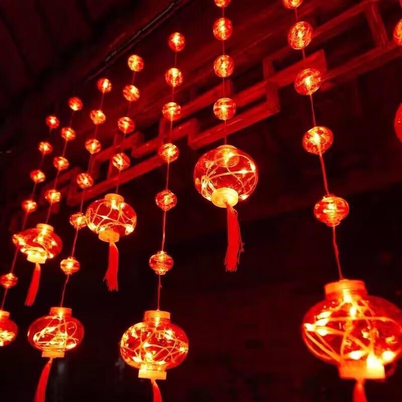 

Classic Red Lantern String Lights CN plug (adapter included)