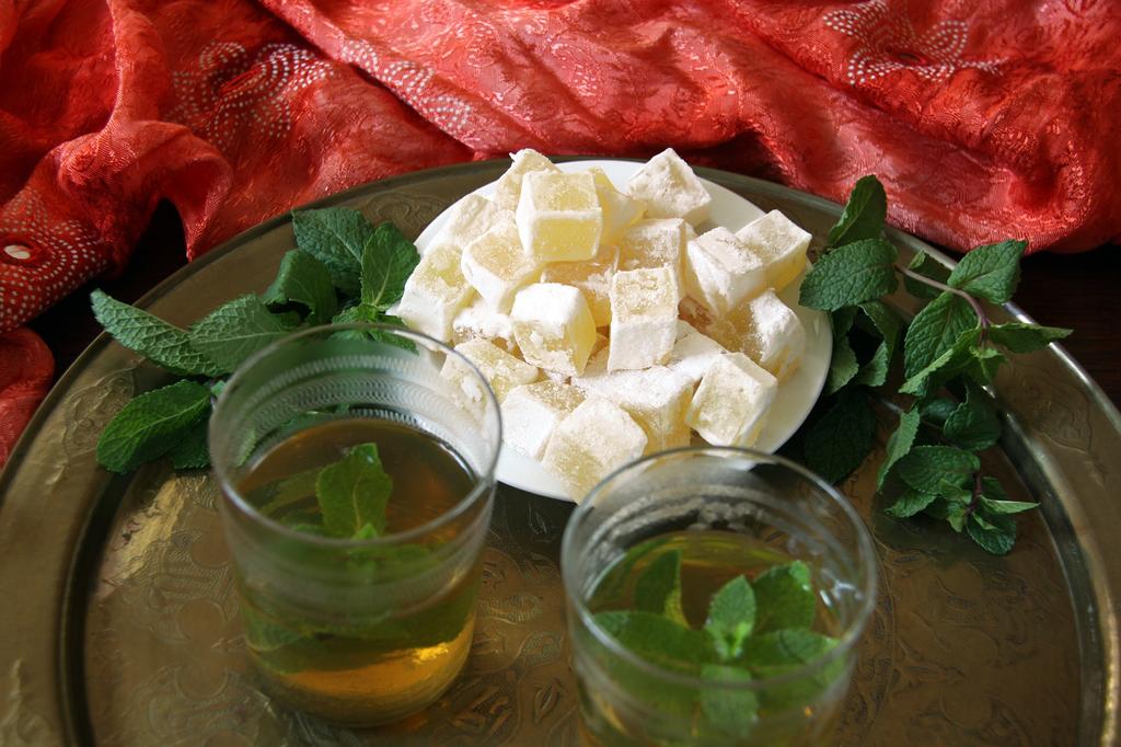 SAFLAX Garden In the Bag - Mexican Nana Mint - 500 Seeds - With Substrate In a Fitting Stand Up Bag - Mentha Spicata