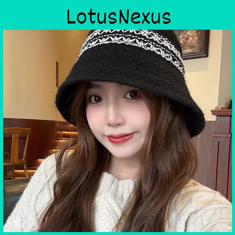 Wool Blend Fisherman Hat For Women With Extended Brim For Winter Sun And Wind Protection