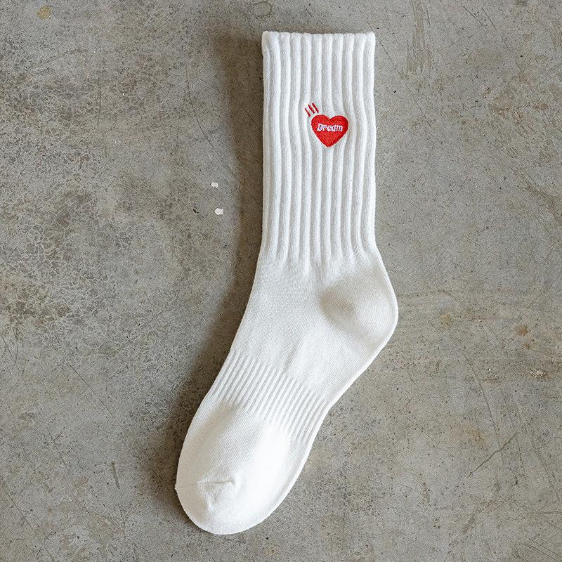 

Мужские хлопковые носки до середины икры с вышивкой в виде сердца: Корейский стиль, Модный хип-хоп, Дышащий, Черно-белый для осени и зимы One Size (Upgraded to Seamless Integration)