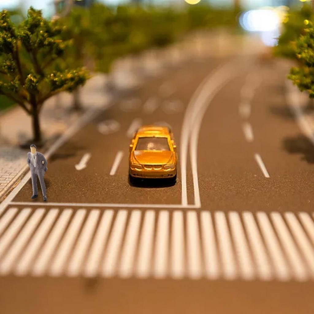 Painted Figures Model People Plastic 1 1/2\" Inch 36mm