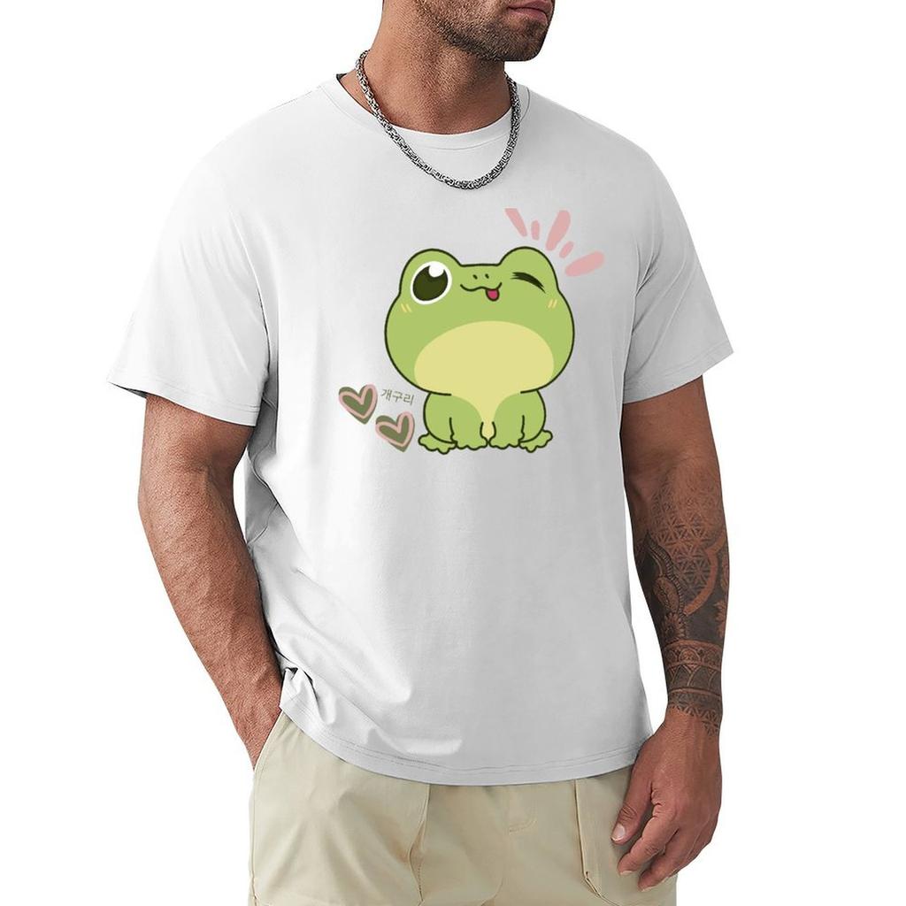 Cute Frog Winking And Love Hearts Green Tshirt Halloween Theme Tshirt