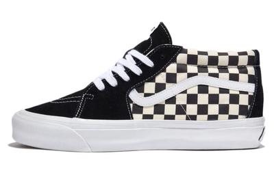 Încălțăminte unisex – Adidași