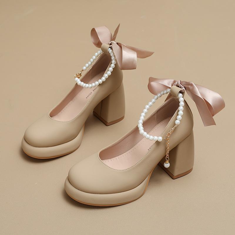 White Mary Jane shoes women's spring new temperament gentle single shoes thick heel high heel small leather shoes large size