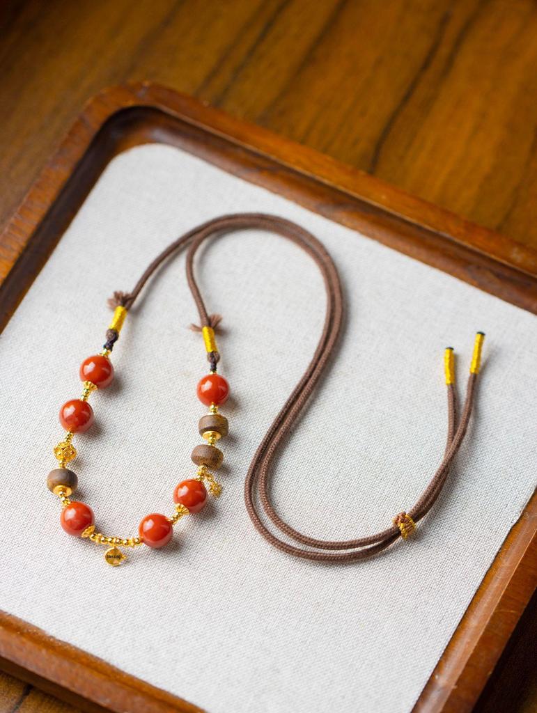 Xirui Red Agate Beaded Necklace with Star Rope Clasp – Retro Style Sweater or Collarbone Chain for Women