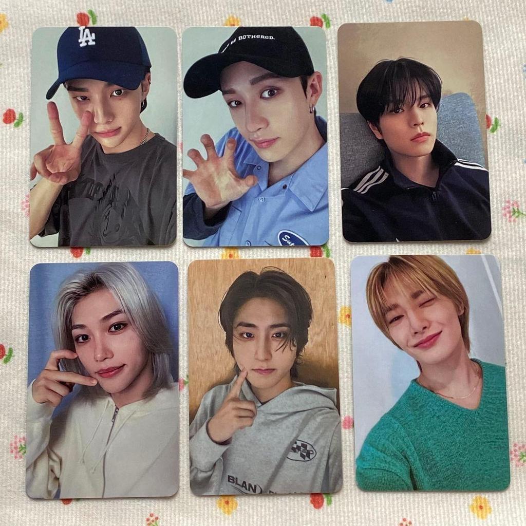 [USED] StrayKids Kwave Stay Public Broadcast Trading Cards (6 Cards)