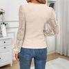Damesens ensfargede langermede U-hals strikkede damebasisskjorte med blonder og blondepatchworktopp