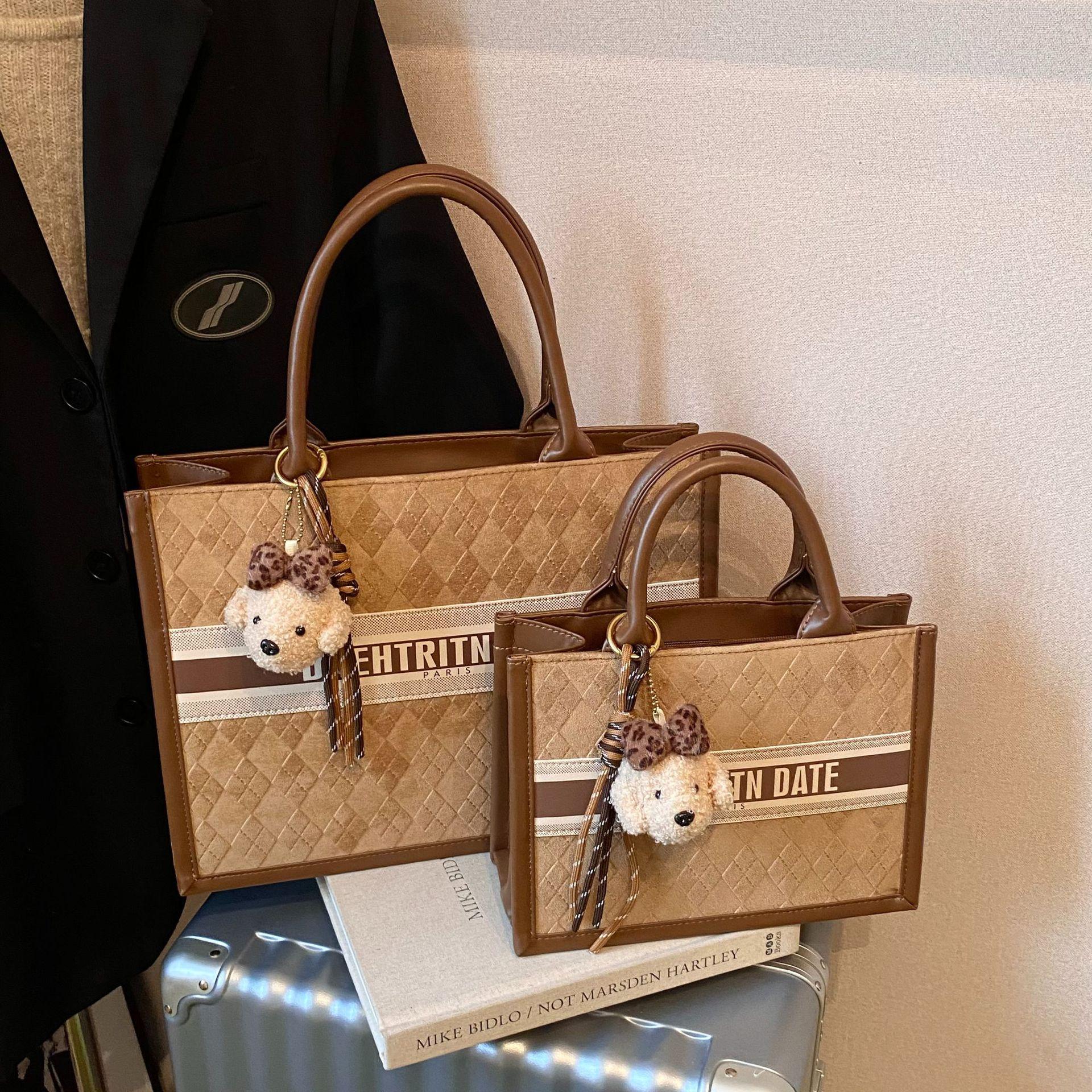 

Fashion handbag tote bag women s bag 2025 new commuter to work large capacity armpit bag hand bag Small хаки