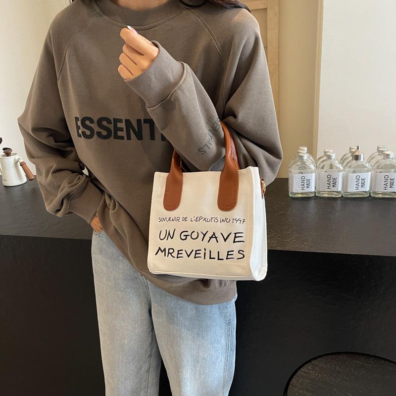 Canvas small bag 2025 new Korean student fashion messenger handbag letter printing shoulder small square bag