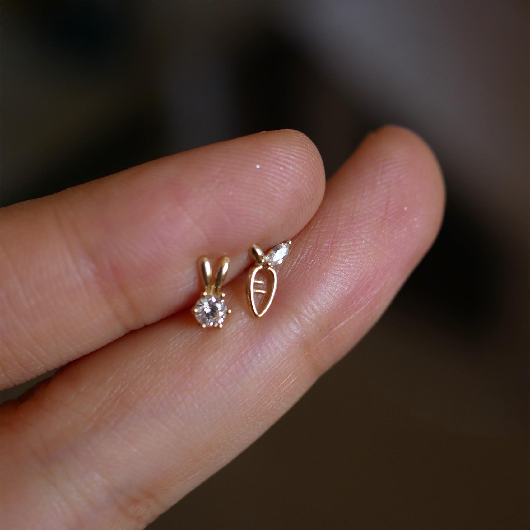 14K Gold-Plated Sterling Silver Asymmetrical Rabbit & Carrot Stud Earrings for Women Silver Pair (with Silver Earplugs)