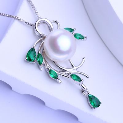 Green Cubic Zirconia Natural Freshwater Necklace Pearl Pendant For Women Fashion Pearls Leaf Pendant