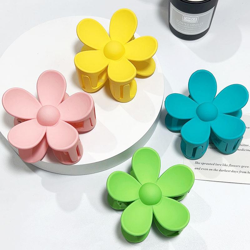 Sweet Flower Claw Clip Fashion Shark Clamp Hair Clip Large Hairpins Barrettes For Women Ponytail Headwear Girls Hair Accessories