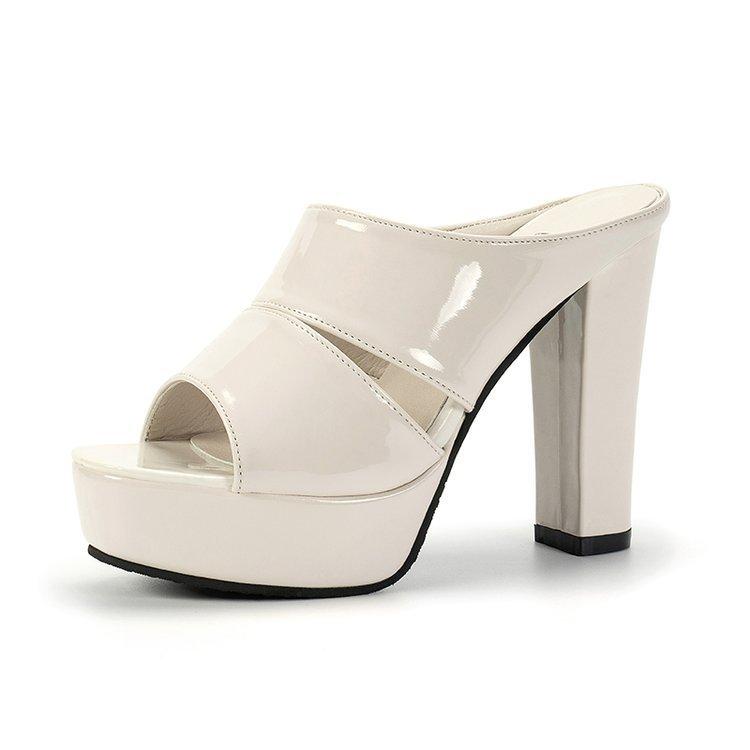 

Slippers women s outer wear 2021 summer new fashion waterproof table one-word mop versatile high heels thick heel sandals women 40