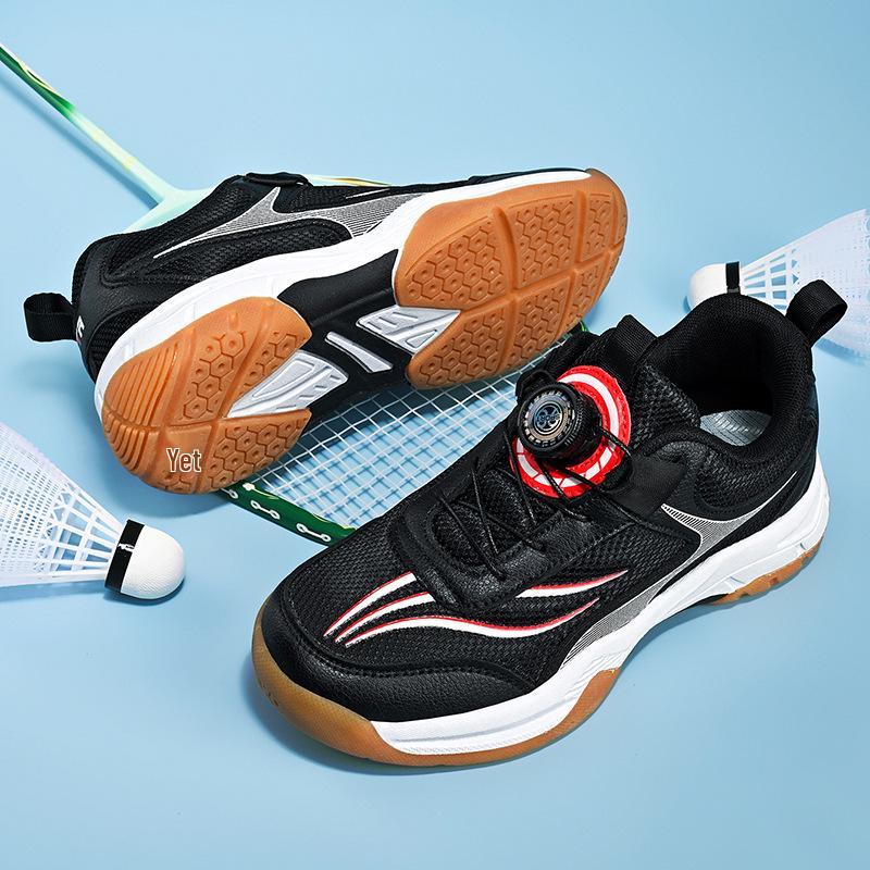

Autumn 2025 Kids Sports Badminton Shoes with Rotating Buckle 39