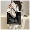 European Style Woven Faux Leather Tote Bag for Women, New Fashionable Large Capacity Shoulder Handbag, Casual Daily Commute Bag CLE