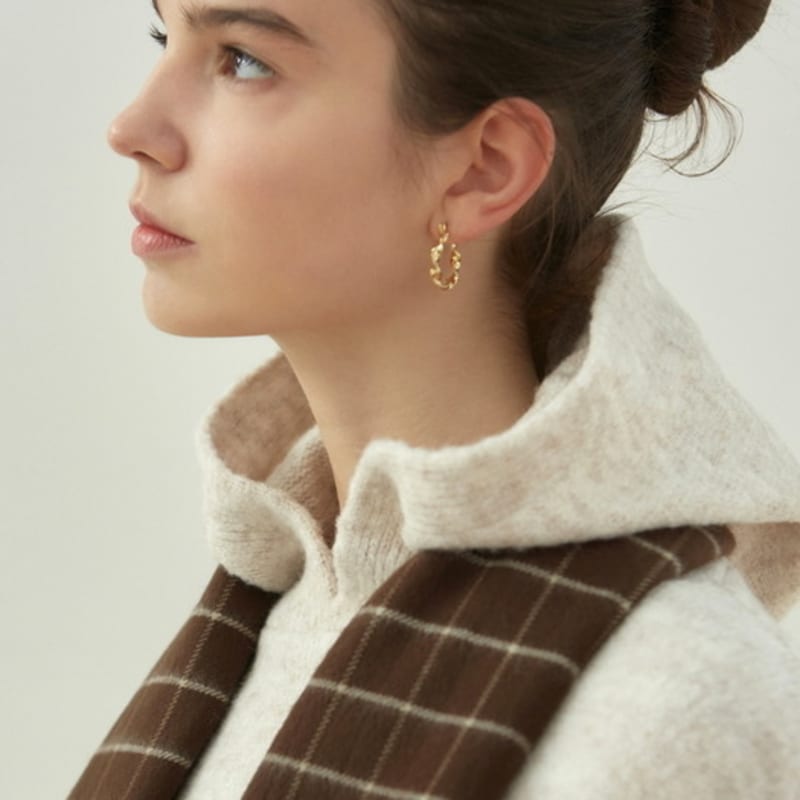 NICK&NICOLE WINDOW CHECK MUFFLER_BROWN