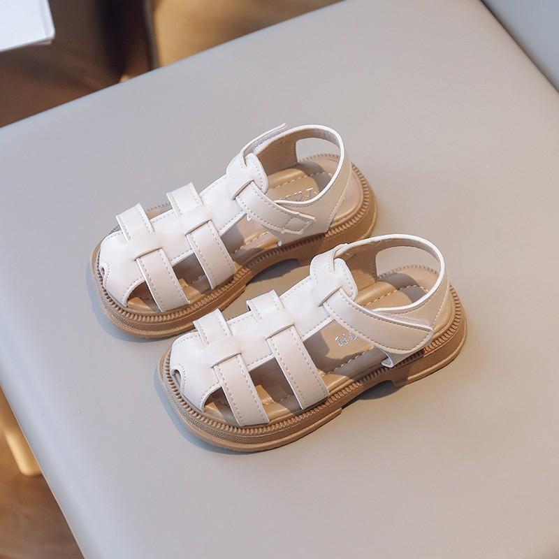 

Children Beach Shoes Hollowed-out Breathable Kids Sandals T-strap 2025 Summer New Boys Girls Princess Shoes Soild Color 23 бежевый