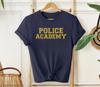 T-shirt Film Comico Retrò Anni '80 Accademia di Polizia Maglietta Vintage Regalo per Appassionato di Cinema Top