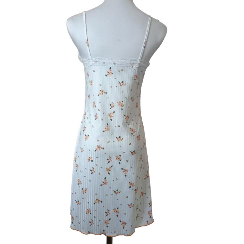 Sexy Nachthemd süßes florales Träger-Schlafkleid bequemes Spitzenkleid für Damen modisches Hausanzug-Set neues heißes Verkaufsprodukt