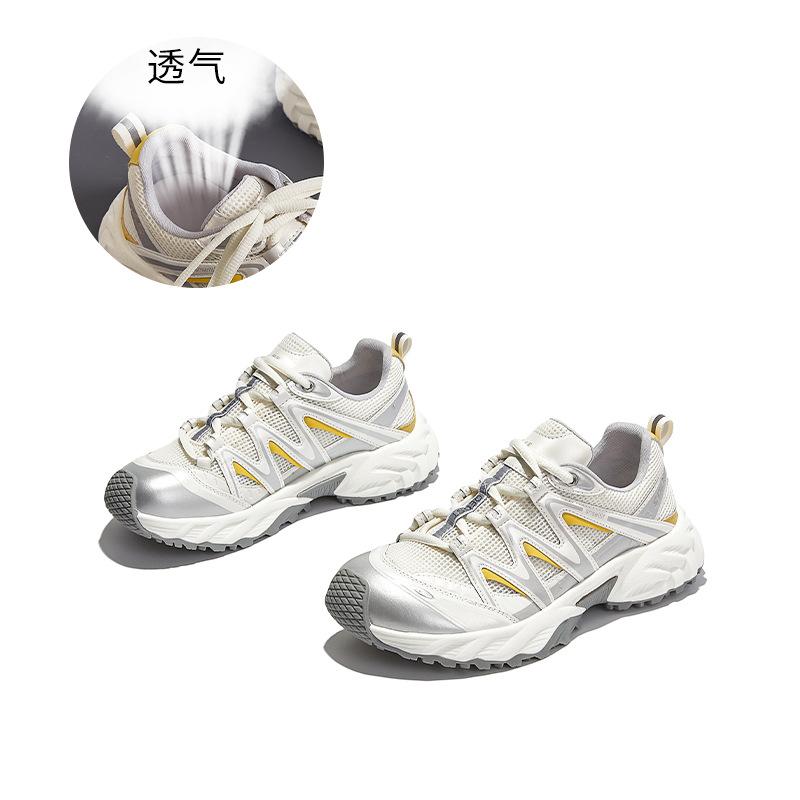 Suction Film Bottom Dad Shoes Women's 2025 Summer New Flat Bottom Running Breathable Sports Shoes Women's Casual Versatile Shoes Children