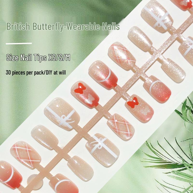 

Британская клетка и хрустальный градиент, накладные ногти «кошачий глаз» для осени/зимы