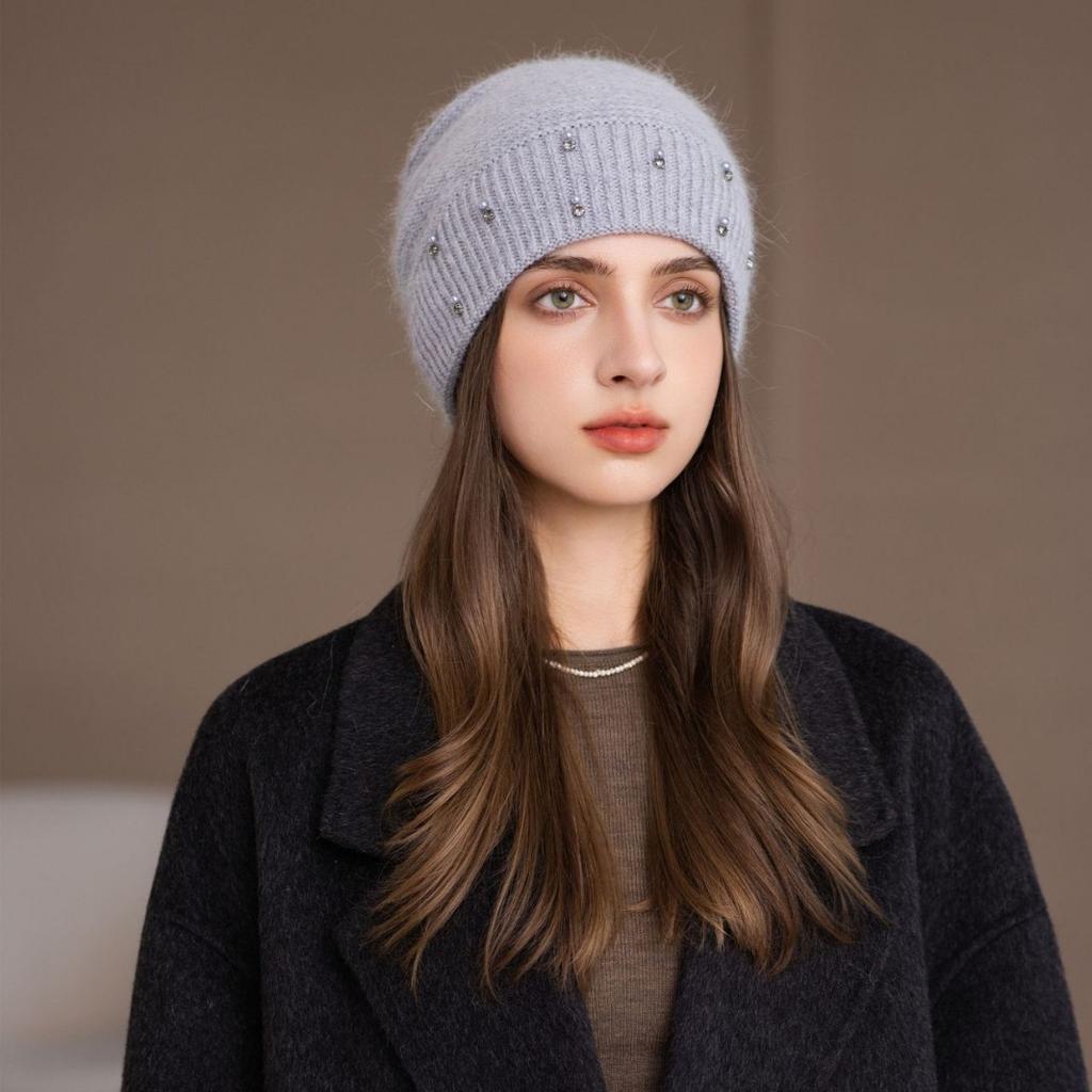 New Colored Diamond Hat Women's Winter Outdoor Fashion Thickened Warm Knitted Hat