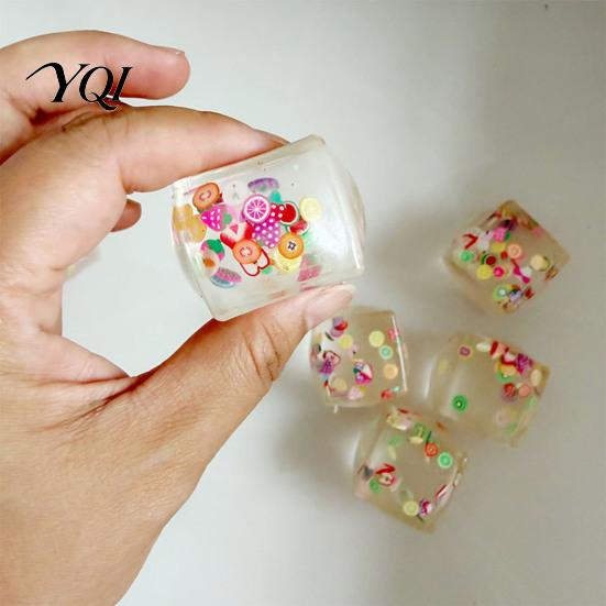 TPR Stress Cube Clear Sensory Toy, Anxiety Relief Ice Squeeze Toys Christmas Animal Fruit Sequins Filled Toy