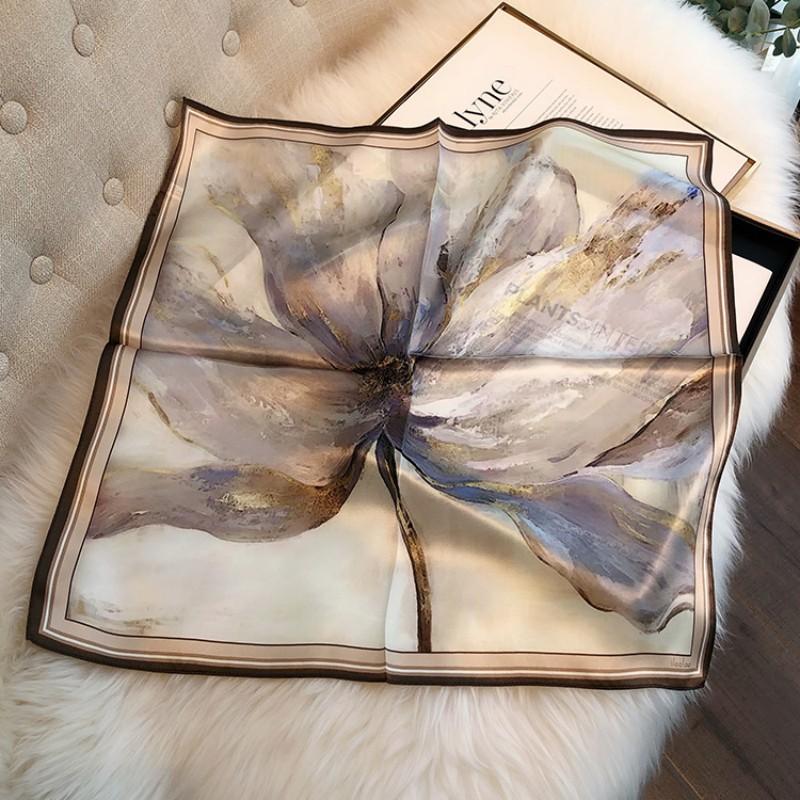 Gift silk scarves High-end silk streamer printed small square scarves Women's versatile trend square silk scarves