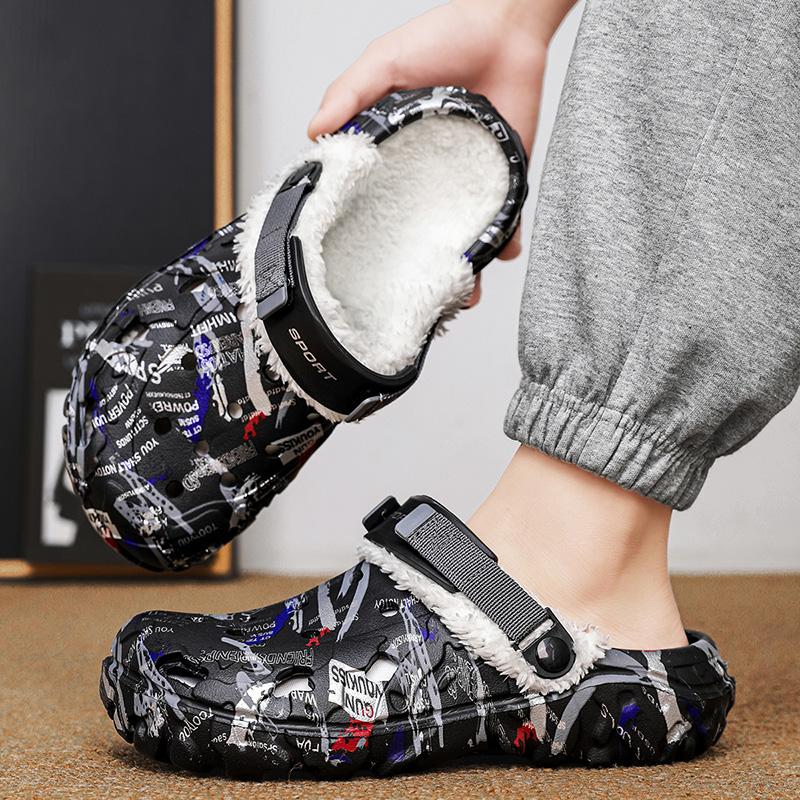 Fuzzy Men Clogs Outdoor Slippers Winter Fur Men Slippers Waterproof Garden Shoes Men Warm House Shoes Anti-slip Fur Slippers
