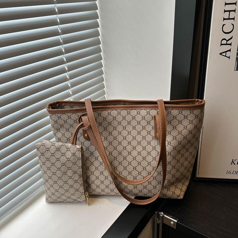 Retro class large capacity handbag women's bag new trend fashion tote bag casual shoulder armpit bag