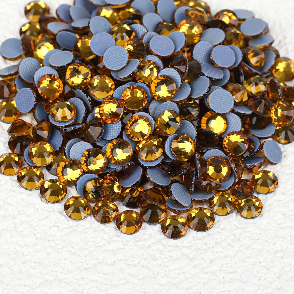 Weichen, Bază din Plastic de Înaltă Calitate Leave-In Diamante Colorate, Diamante pentru Manichiură, Autocolante Rotunde din Cristal pentru Bricolaj, Accesorii Bijuterii cu Diamante