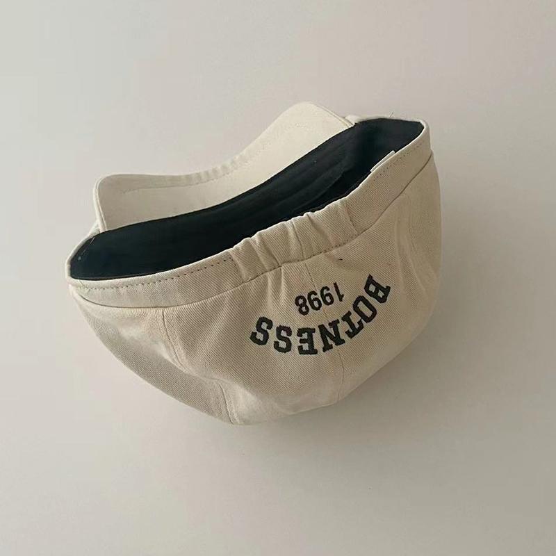 Mode Kinder Baskenmütze Einfarbig Bestickter Buchstabe Baby Schiebermütze Lässig Jungen Mädchen Sonnenschutz Vorwärtsmütze