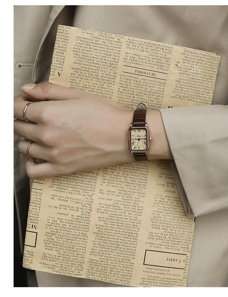 Rscy Retro Women's Genuine Leather Small Square Dial Quartz Watch – Light Luxury and High-End Niche Design