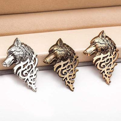 Vintage Wolf Head Brooch Lapel Pin Men Punk Jewelry Gift Upscale Clothing Accessories Animal Suit Collar Pin Buckle